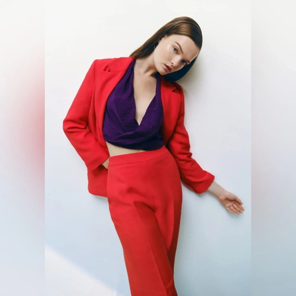 New Zara red linen trousers